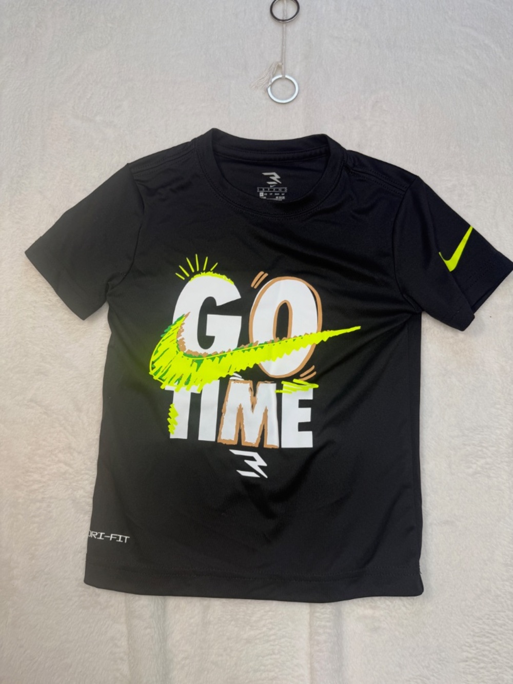 3 Brand Nike T-Shirt Toddler Size 4 Black Large Graohic Performance - Picture 2 of 5